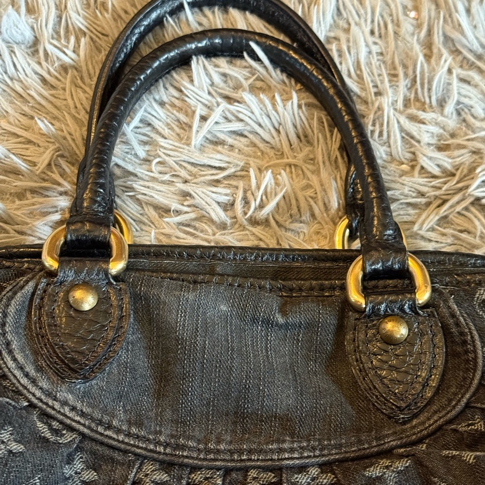 Louis Vuitton Gray Monogram Shoulder Bag - Picture 14 of 15
